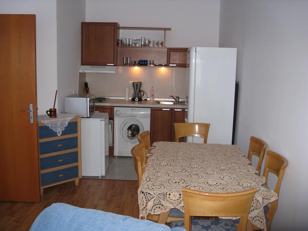 Elias Apartment Goldstrand Exterior foto